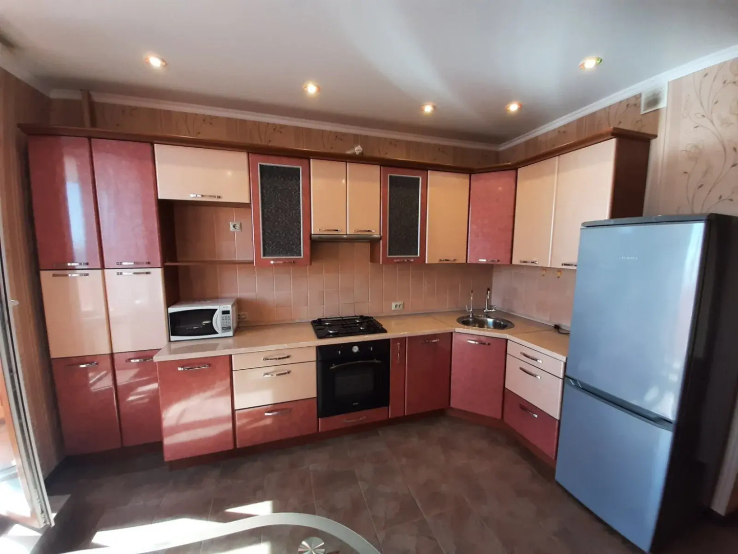 Апартаменты улица Степана Разина 28