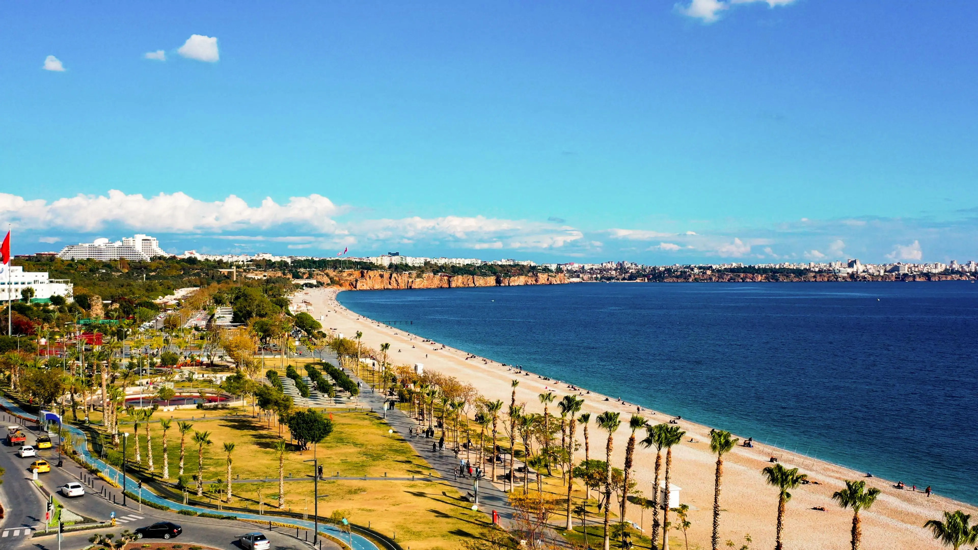 Отель The Corner Park