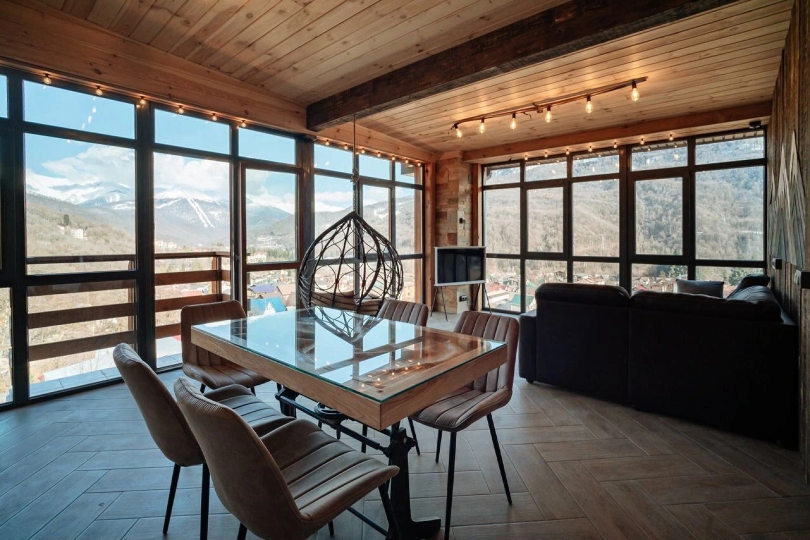 Апартаменты Freedom Apartments Panoramic view 1