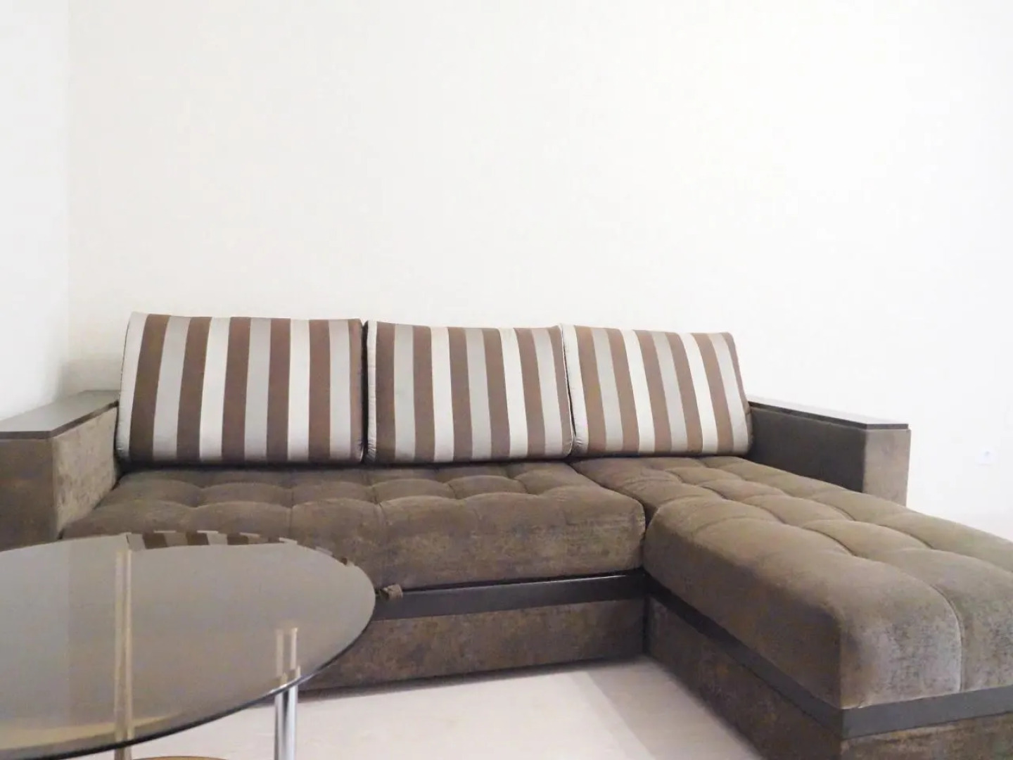 Квартира Двухкомнатная Возле Онкодиспансера