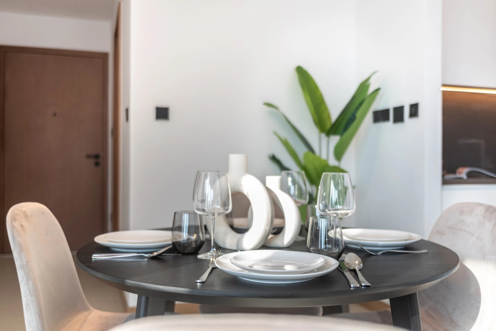 Апартаменты Welcome Home in Vida Residences