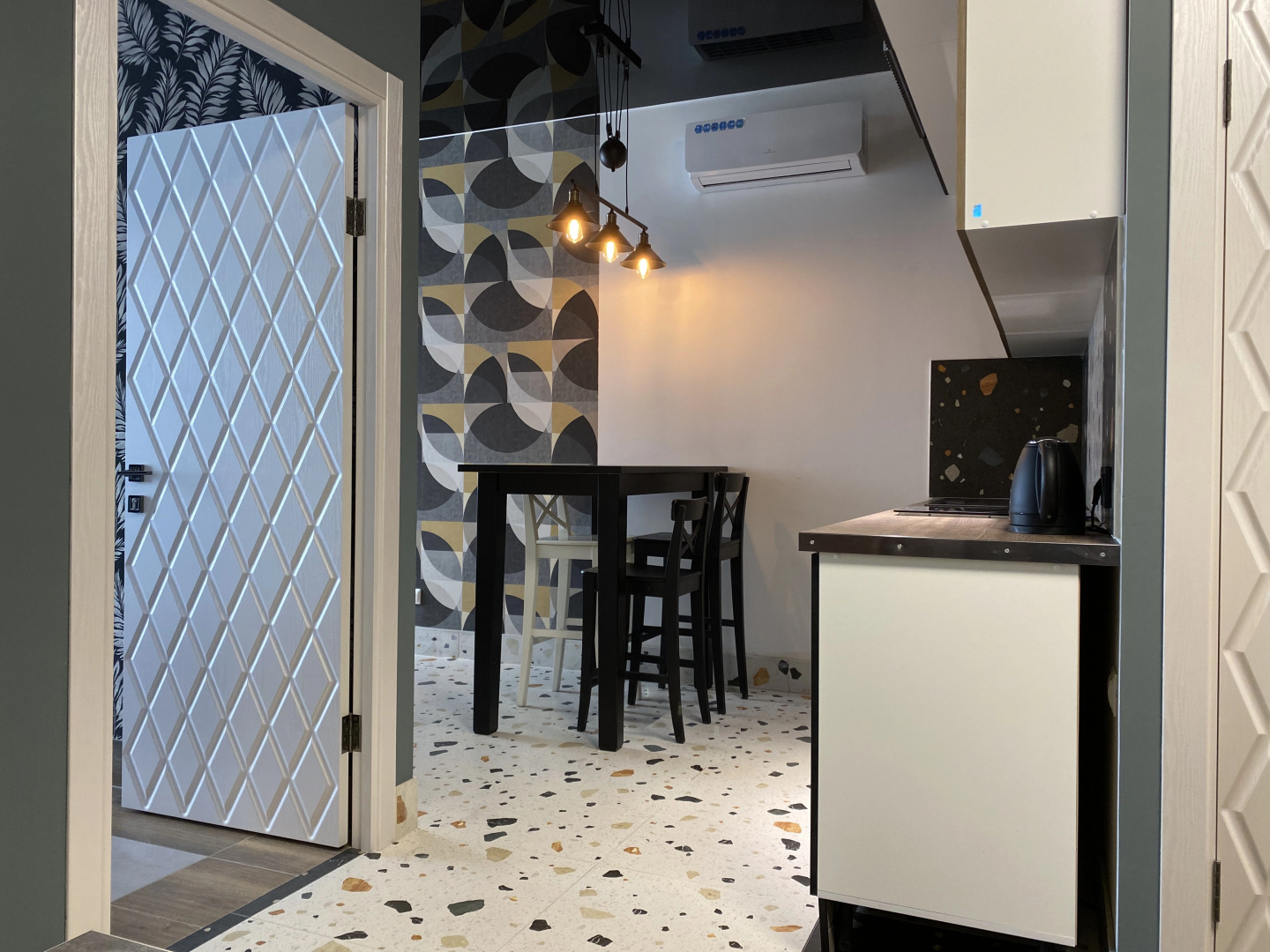 Апартаменты KM Tower Plazа европейский уровень в исторической части города