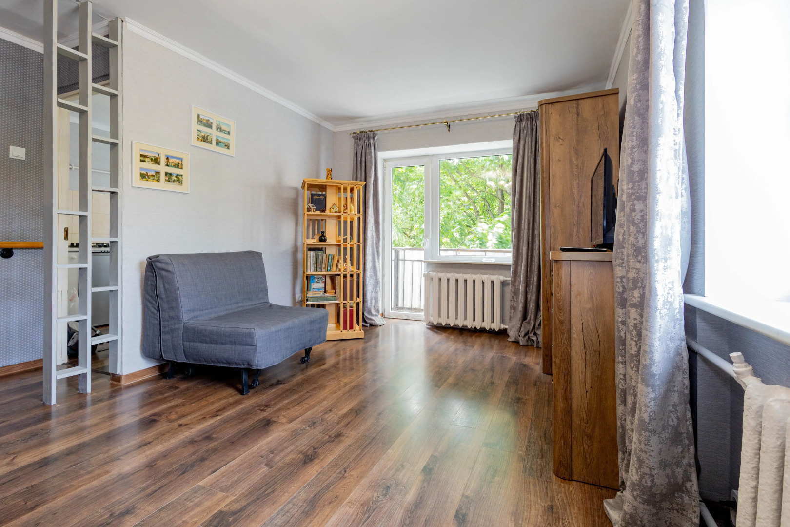 Апартаменты Черняховского 20