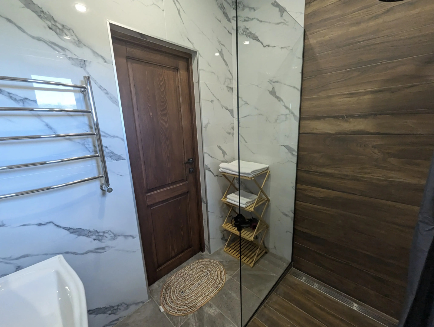 Частный дом озле реки