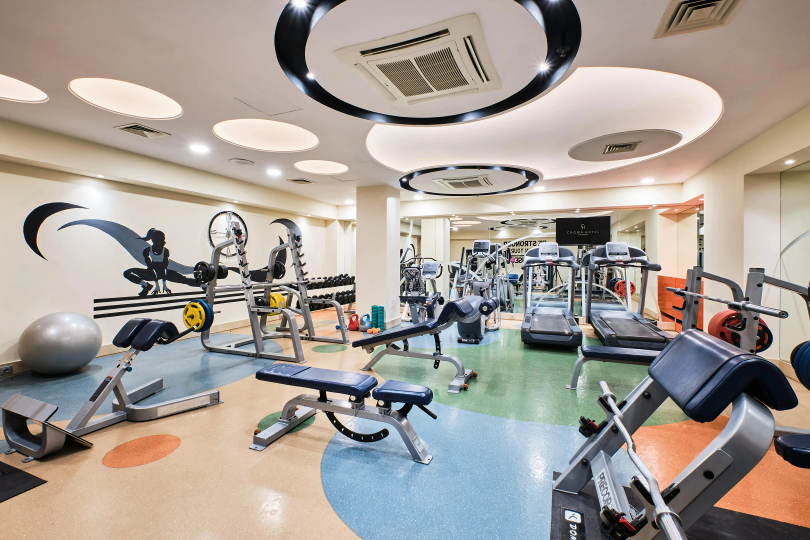 Crown Hotel St. Petersburg