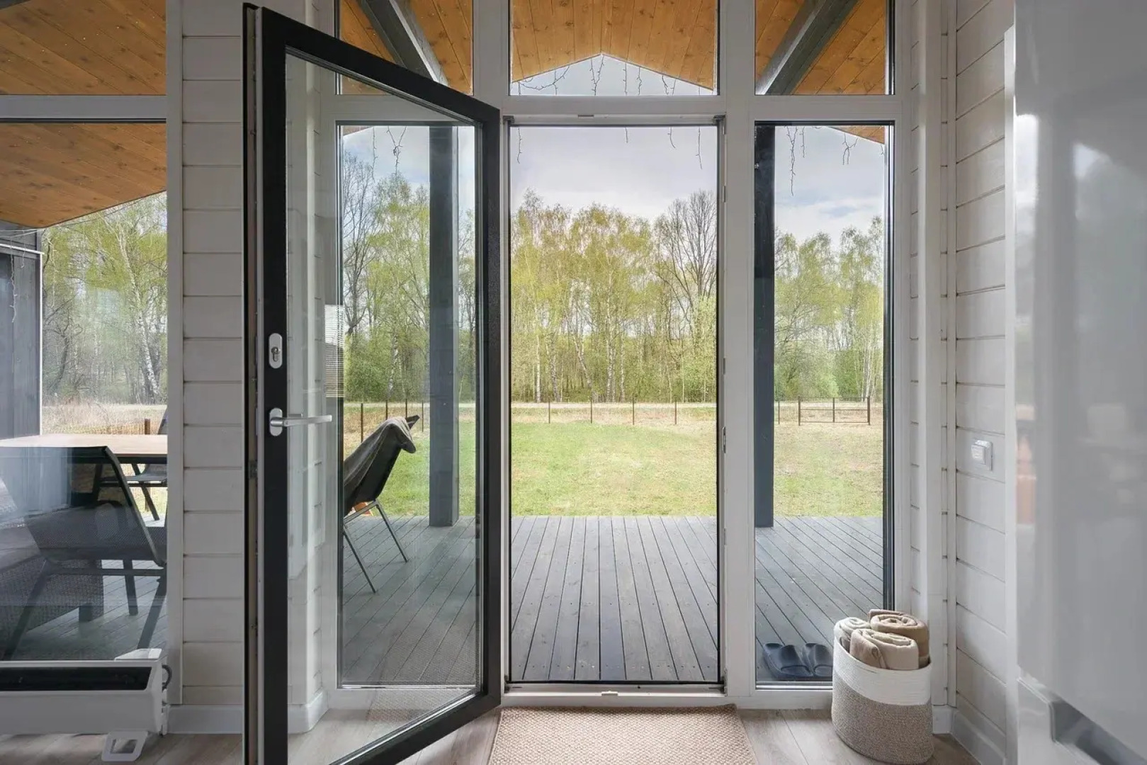 Частный дом в стиле Барнхаус на улице Южный Квартал 18 в Акатово