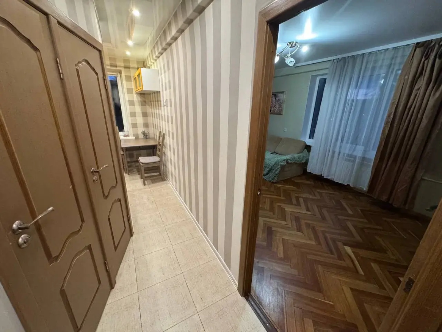 Апартаменты на Партизана Германа,10к4