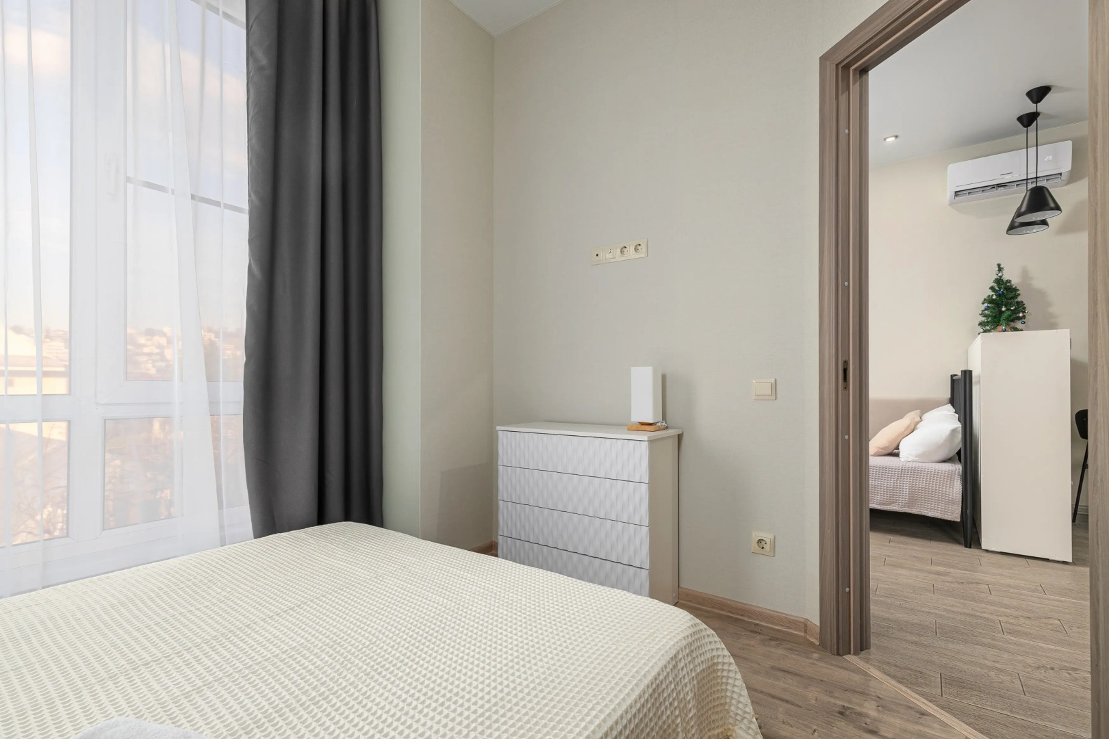 Апартаменты Море Апартаментов на Кувшинок 8-1