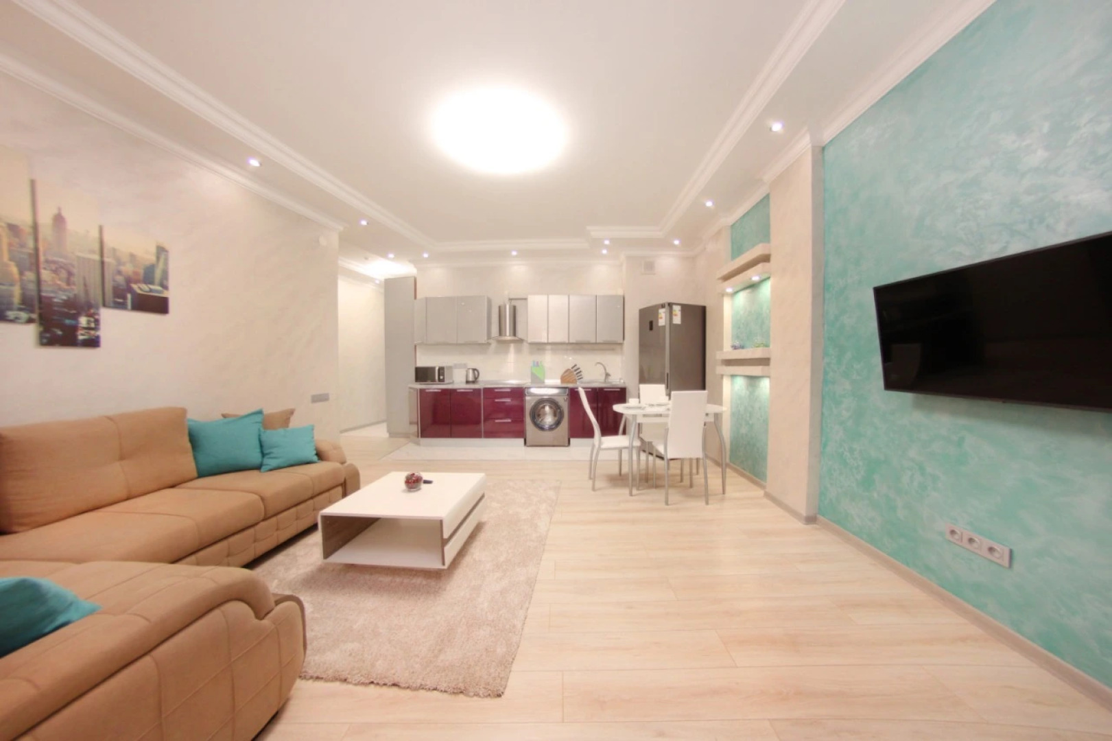 Апартаменты Двухкомнатные рядом с Парком Первого Президента