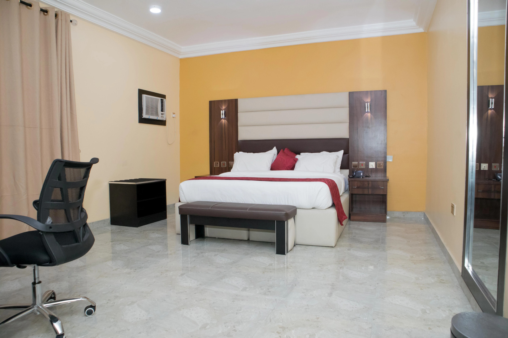 Отель Meritz Hotels and Suites Global Limited