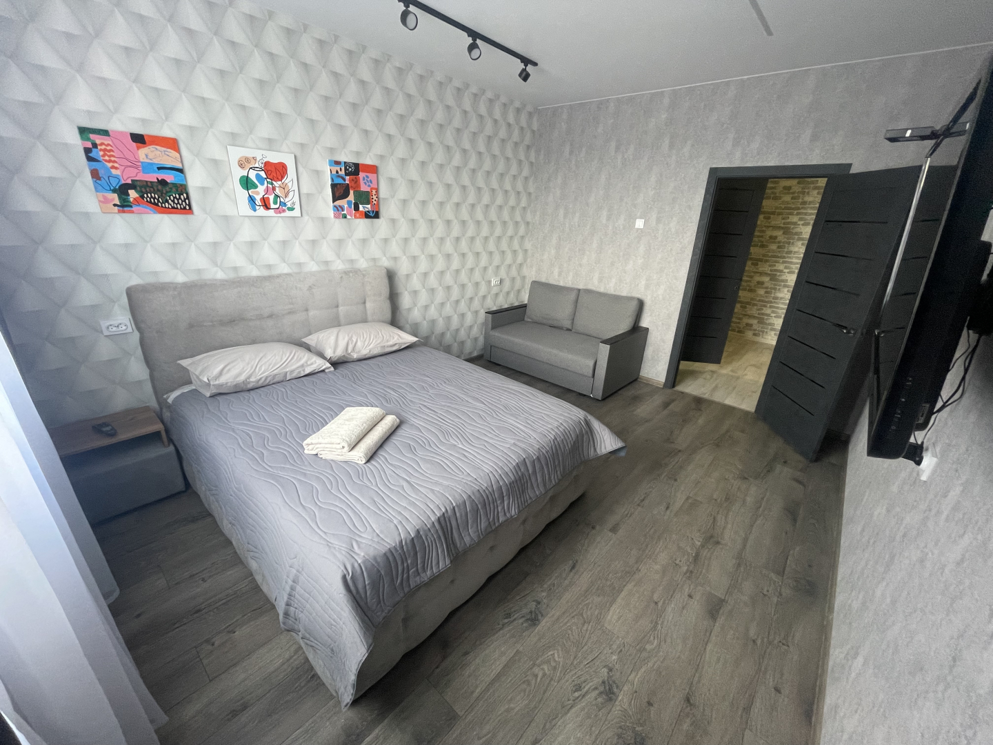 Апартаменты на Скальной 11