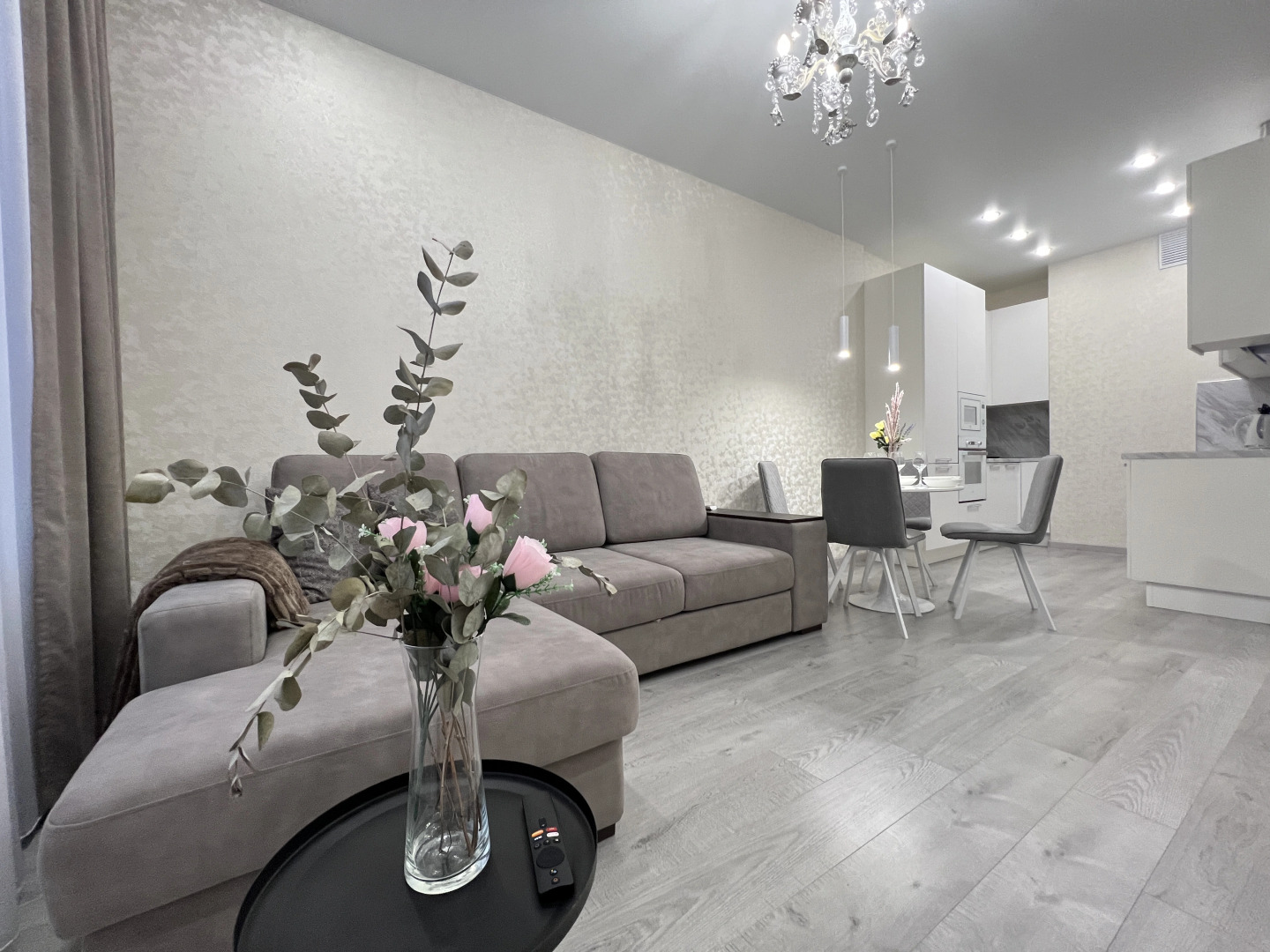 Апартаменты 2-комнатные в Топовой локации