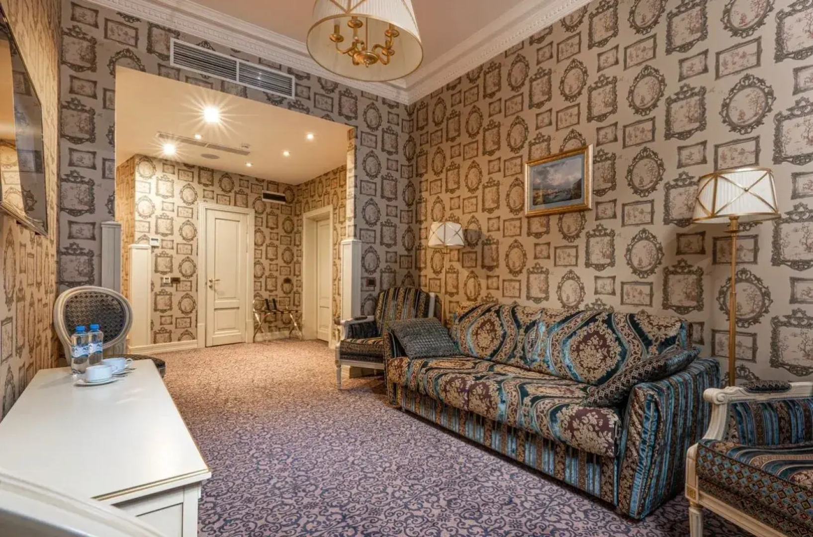 Бутик-Отель Русские Сезоны Бутик-отель Невский, Роза Хутор