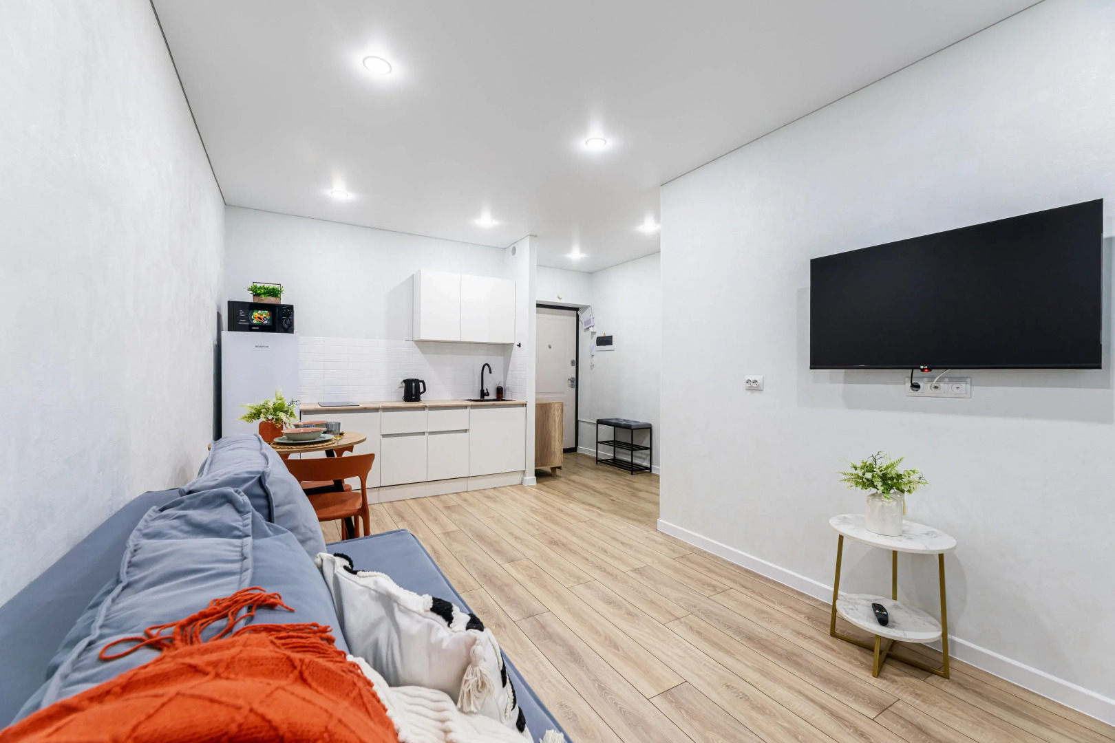 Апартаменты TatAparts Ласточка Стильная Евродвушка рядом с Метро