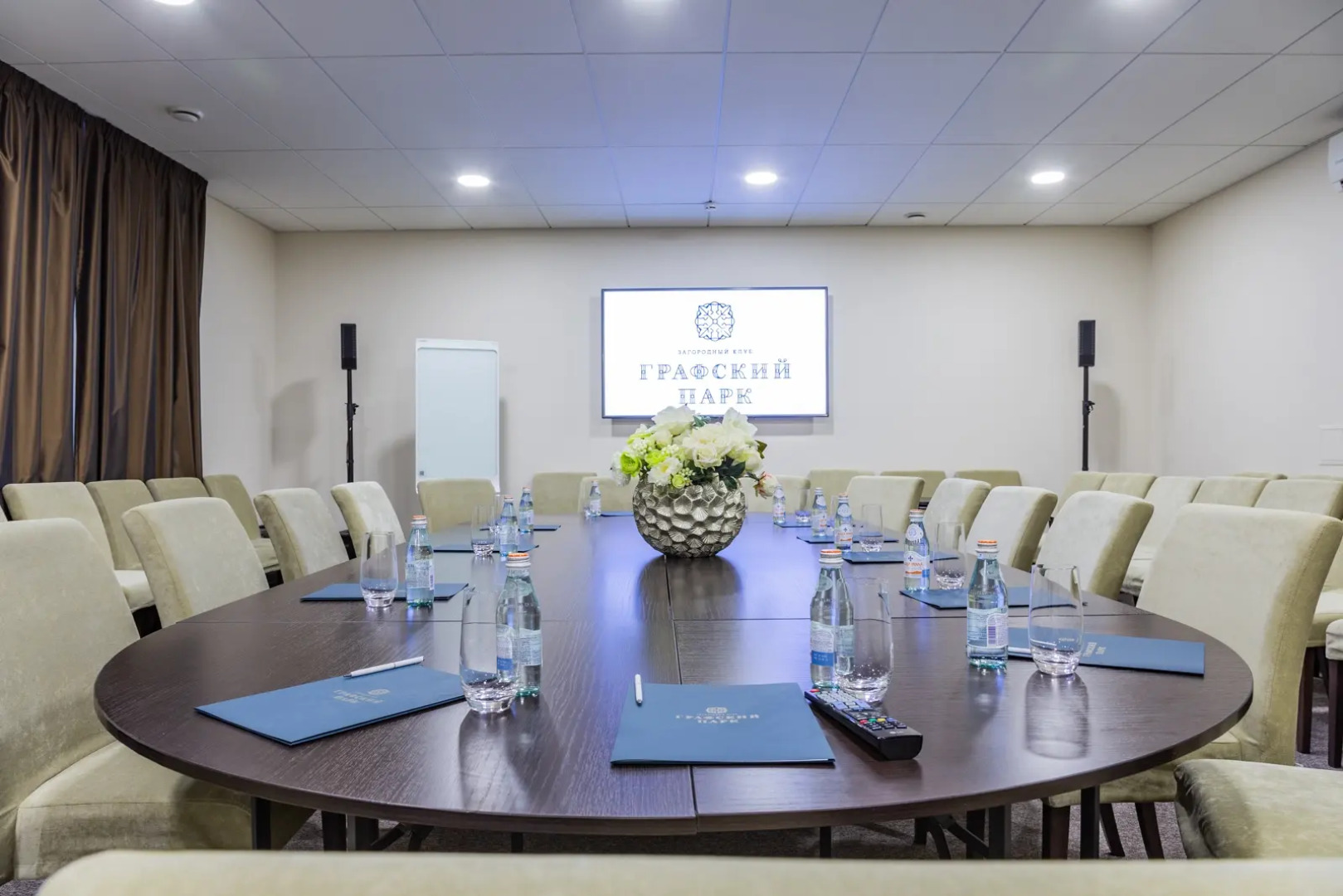 Отель Графский Парк