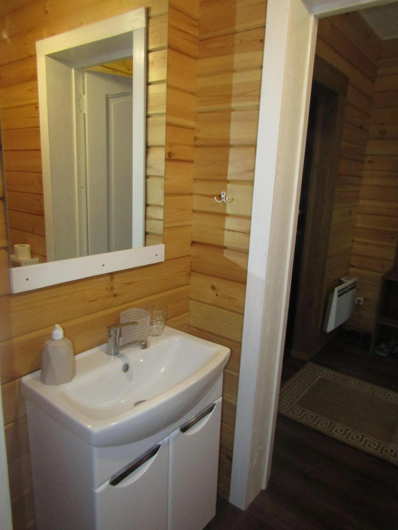 Дом Для Отпуска на Берегу Озера Маслозеро