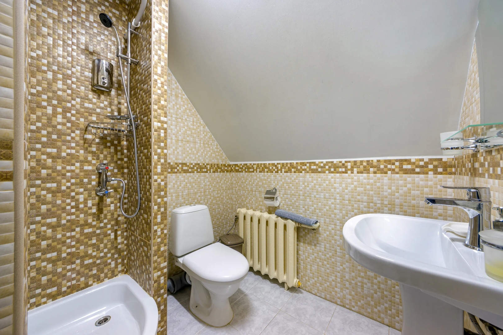 Частный дом с бассейном и хаммамом