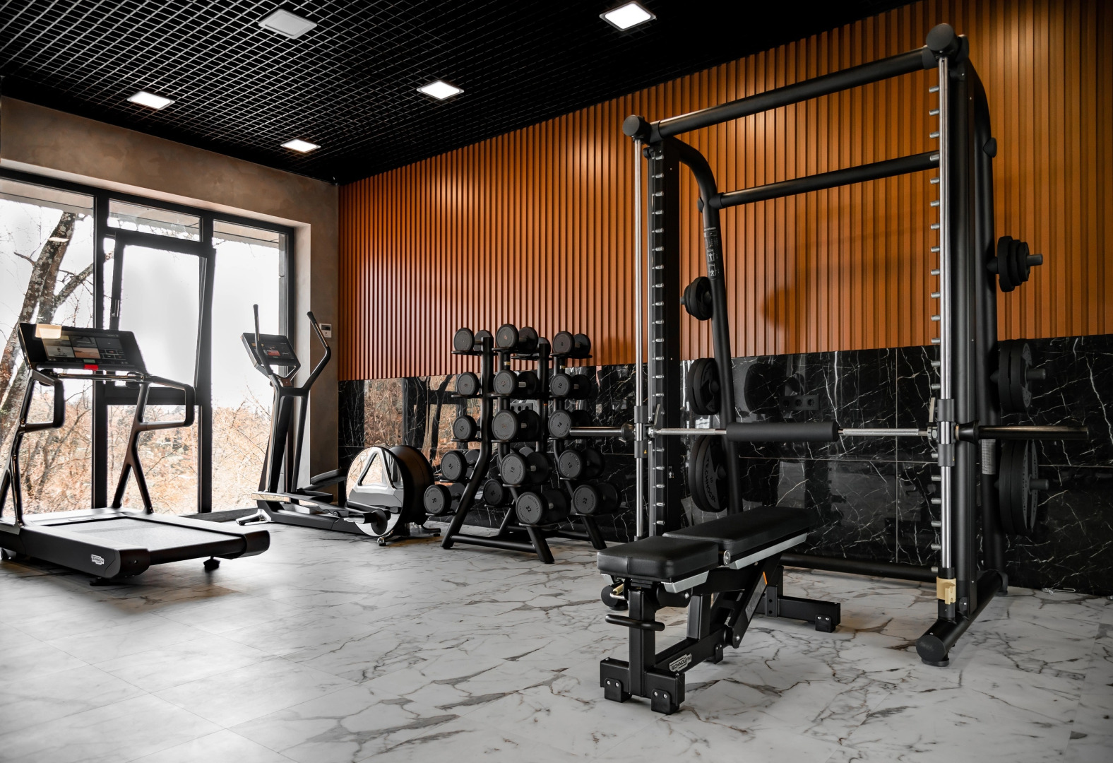 Апартаменты у Дендрария в ЖК Метрополь на самом высоком этаже, где есть бассейн