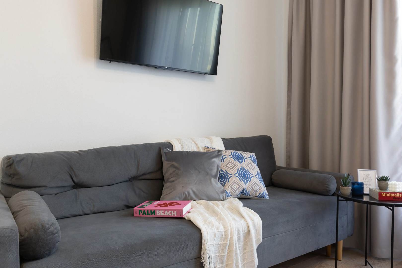 Апартаменты GOSTIO студия ЖК Дмитровский Парк метро Яхромская