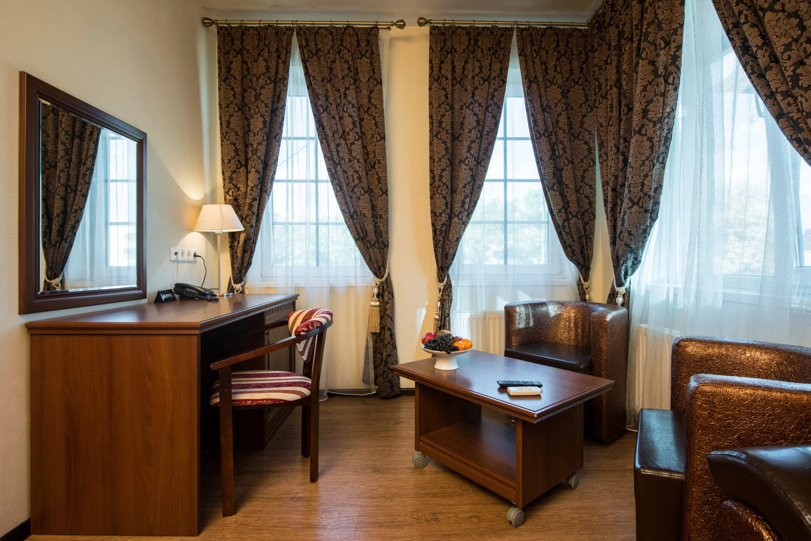 Отель Атлас