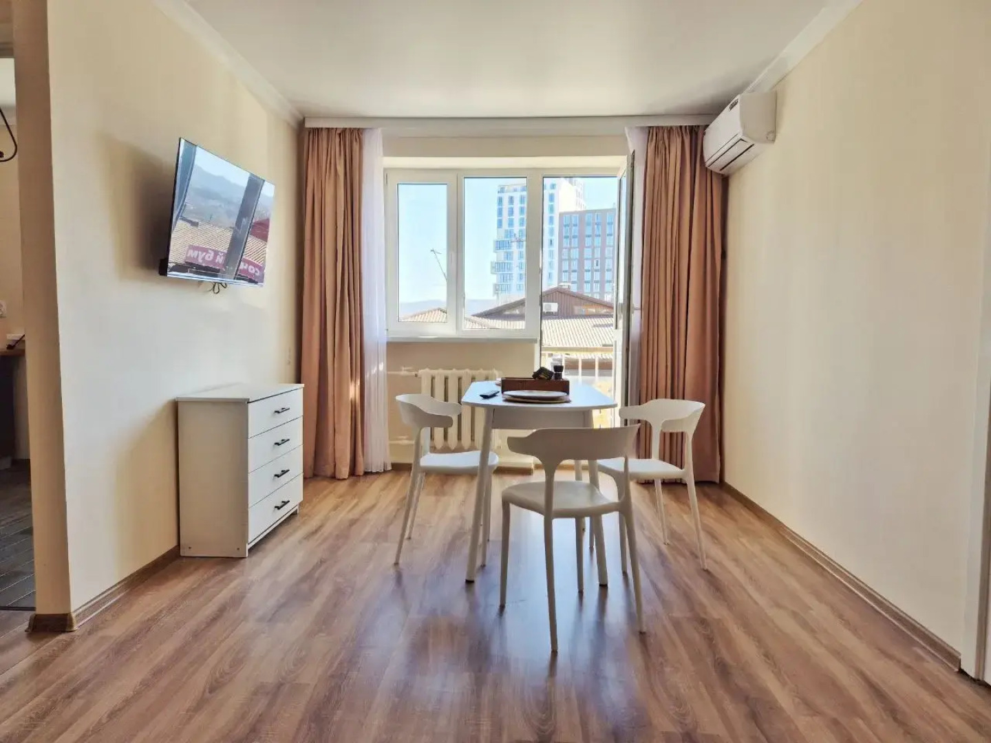 Апартаменты на Кабардинской 7