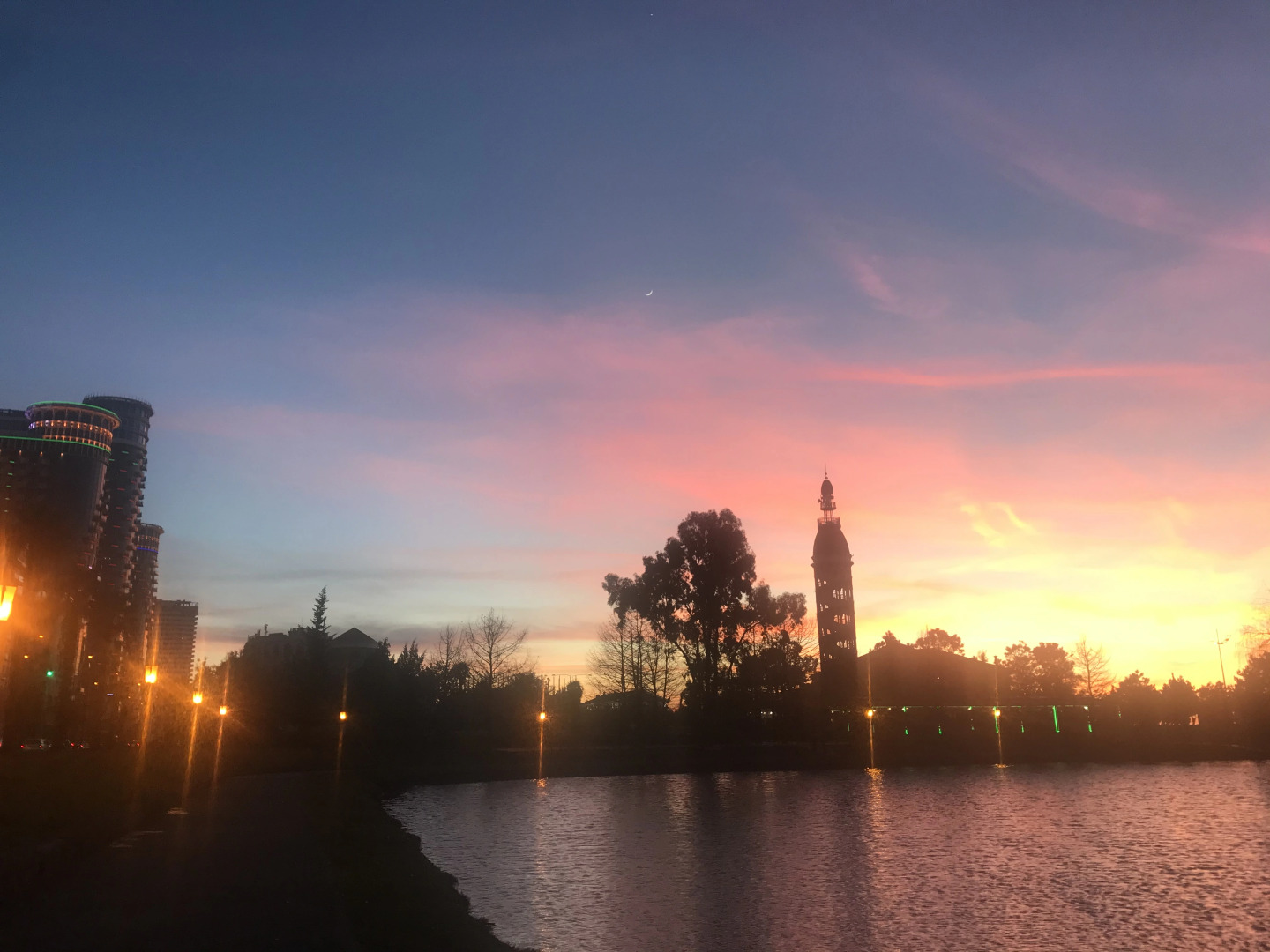 Апартаменты Orbi City