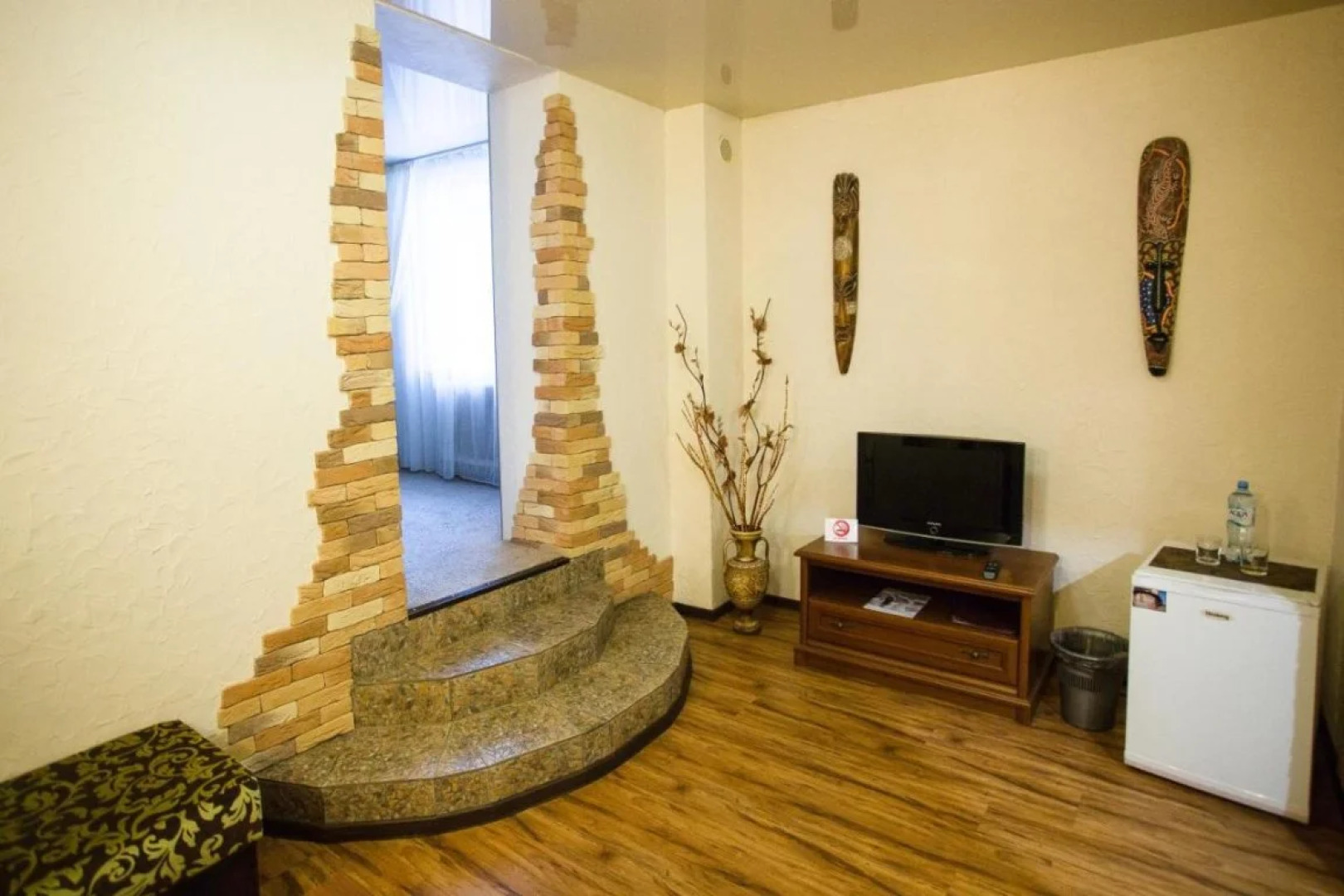 Отель Атриум