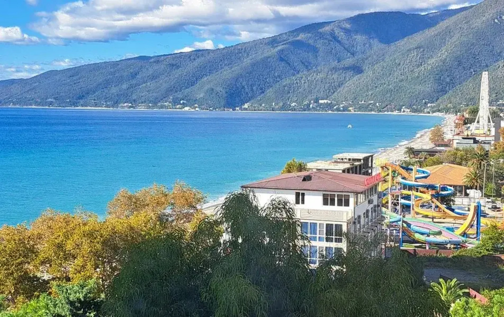 Отель Изумруд