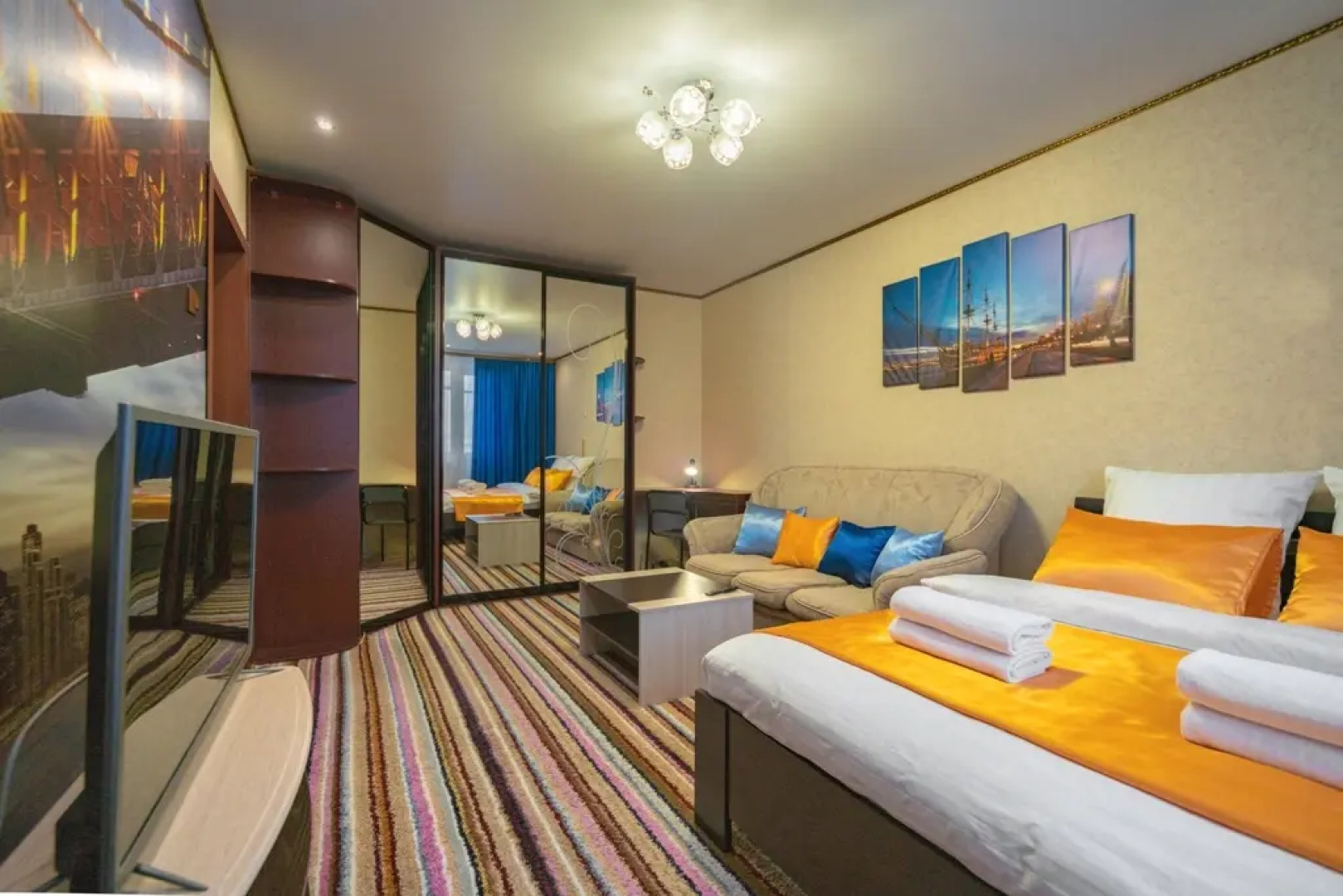 Апартаменты Пять Звёзд с видом на Обь