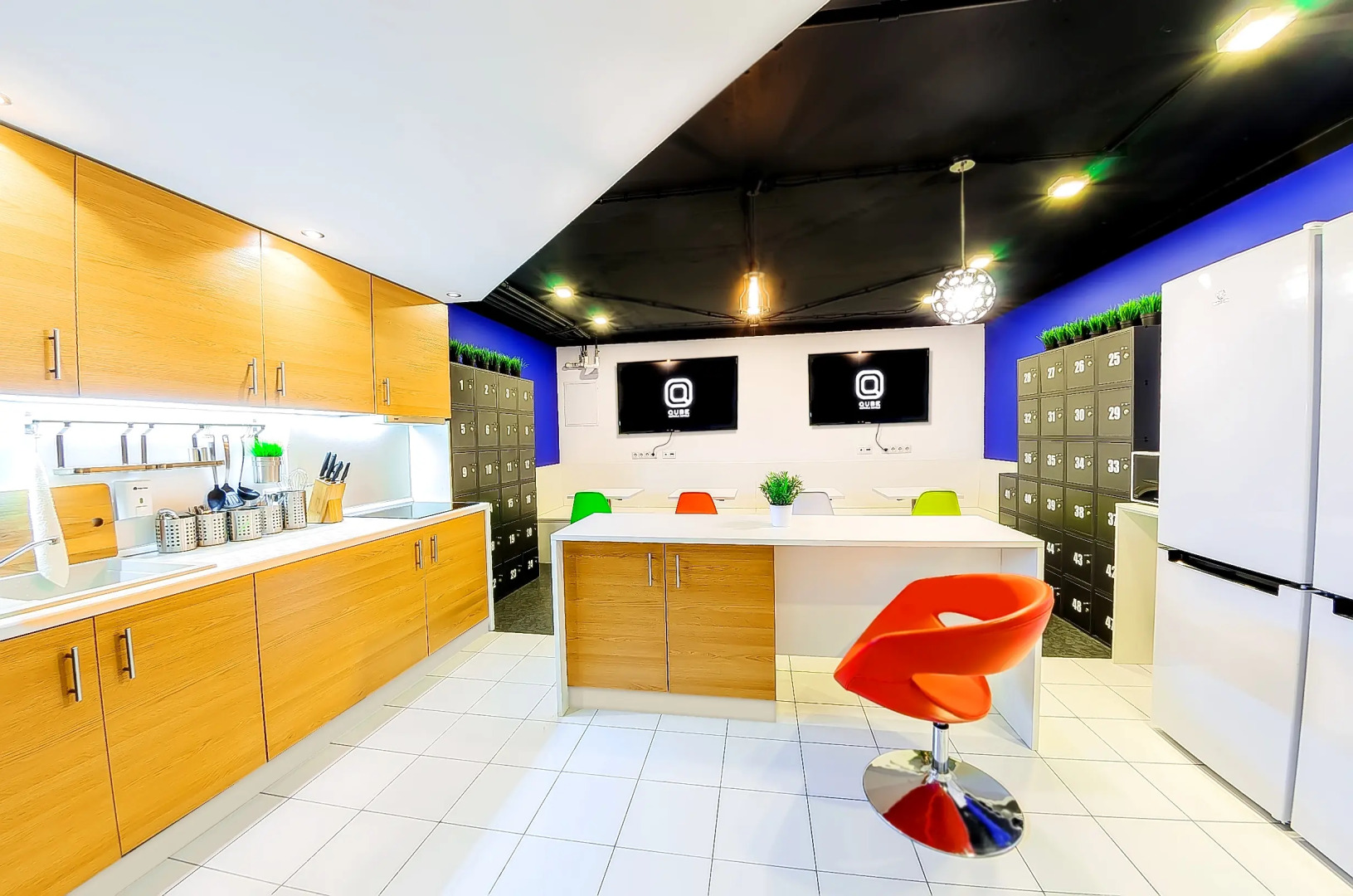 Отель InterQUBE Большая Полянка