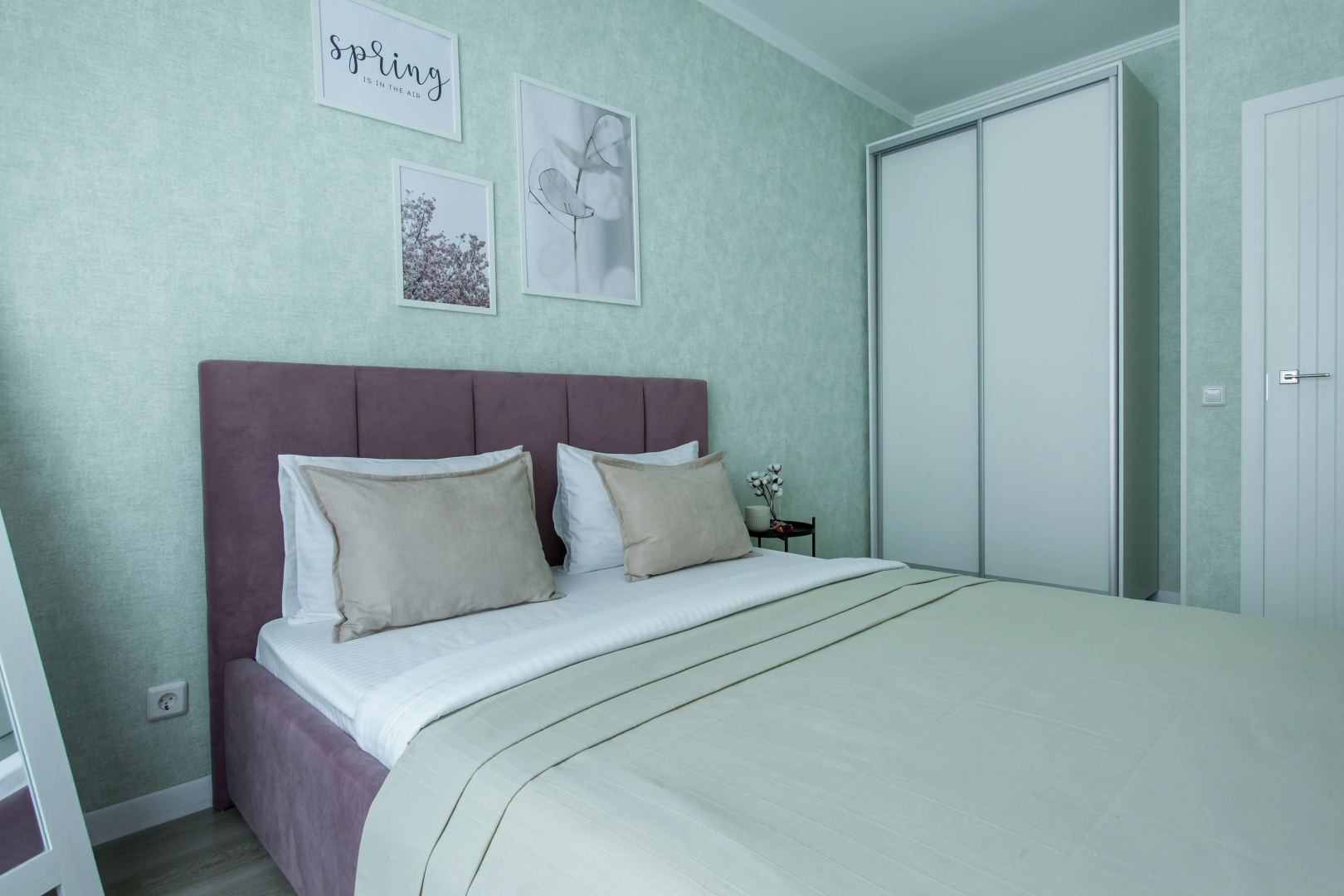 Квартира Homely у Лесной Satin home