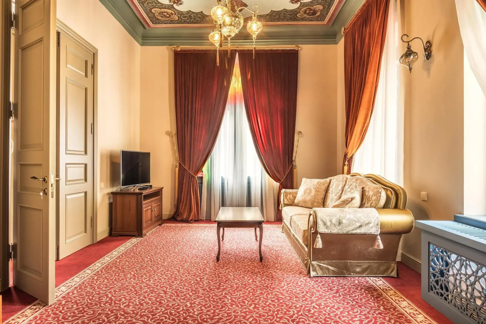 Golden Tulip Borjomi