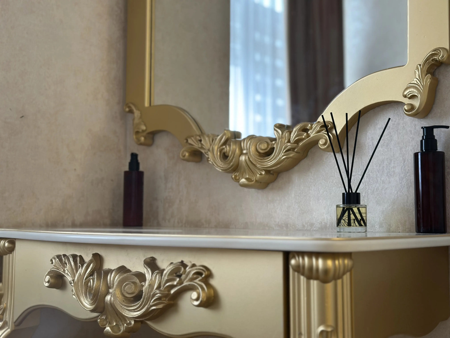 Апартаменты "Эленика" Роскошные у Озера в Махачкале