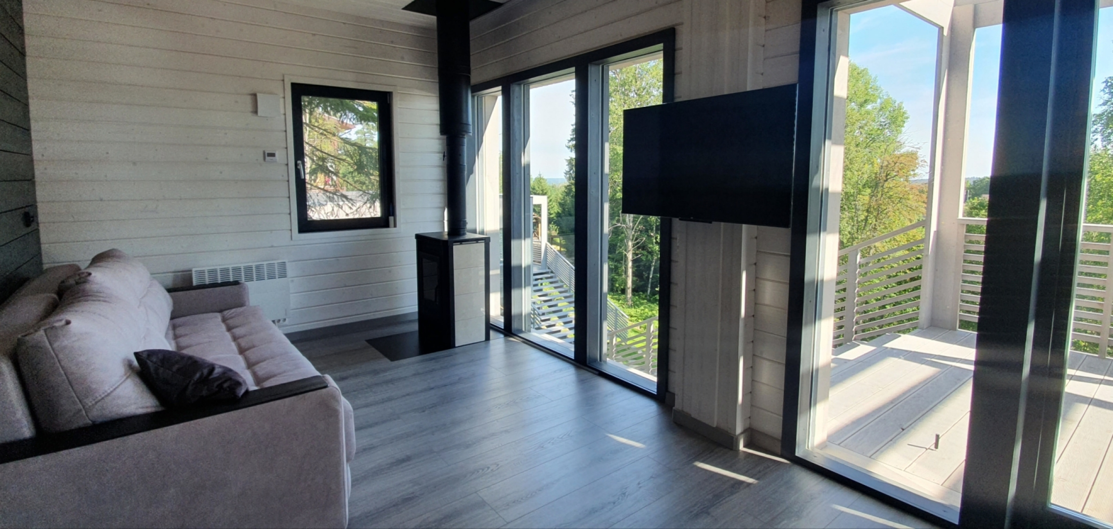 Коттедж Черничный склон Grey House