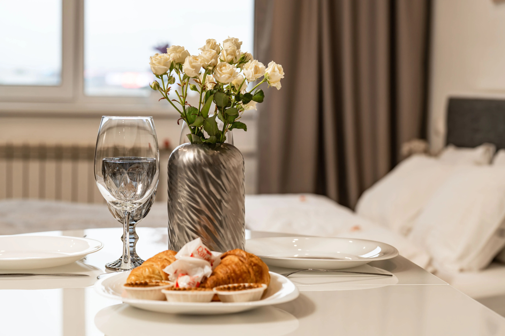 Апартаменты SKY INN Color Grey