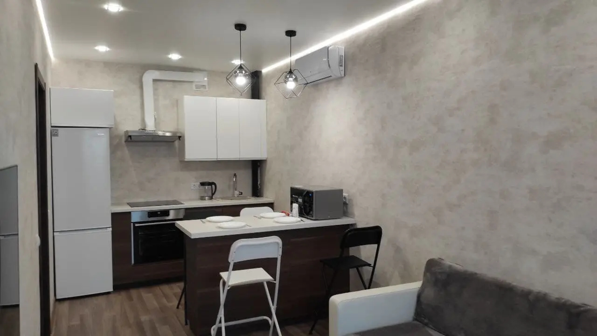 Трехкомнатная Квартира LOFT ТЦ Планета