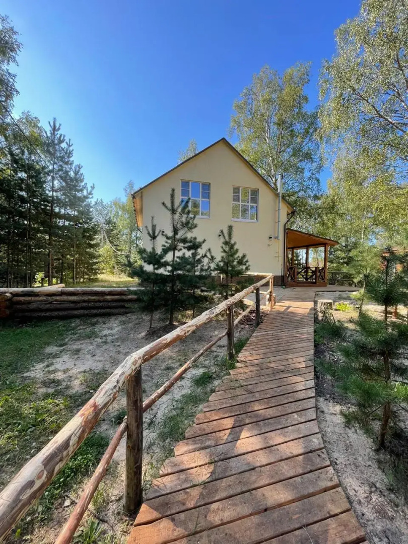 Частный дом Дом для семьи и небольшой компании