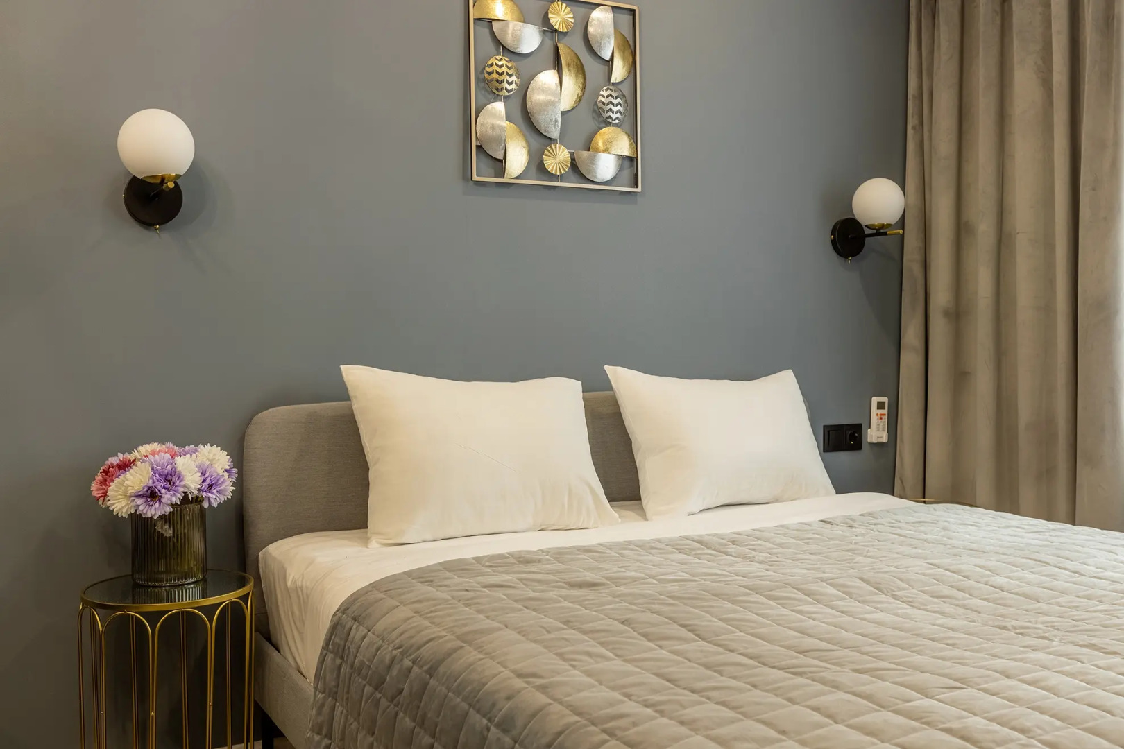 Апартаменты HomeHotel