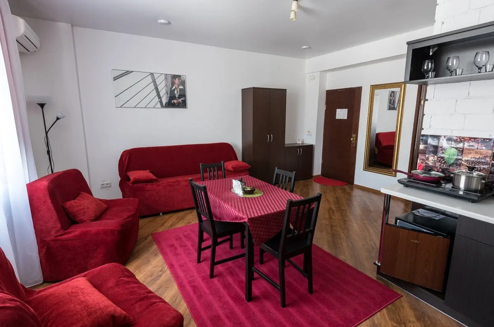 Отель Первый Поезд