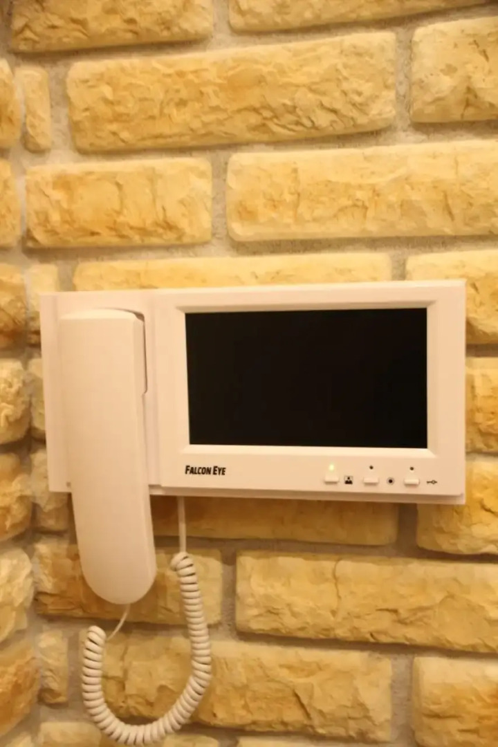 "Трехкомнатные апартаменты "Свой берег"