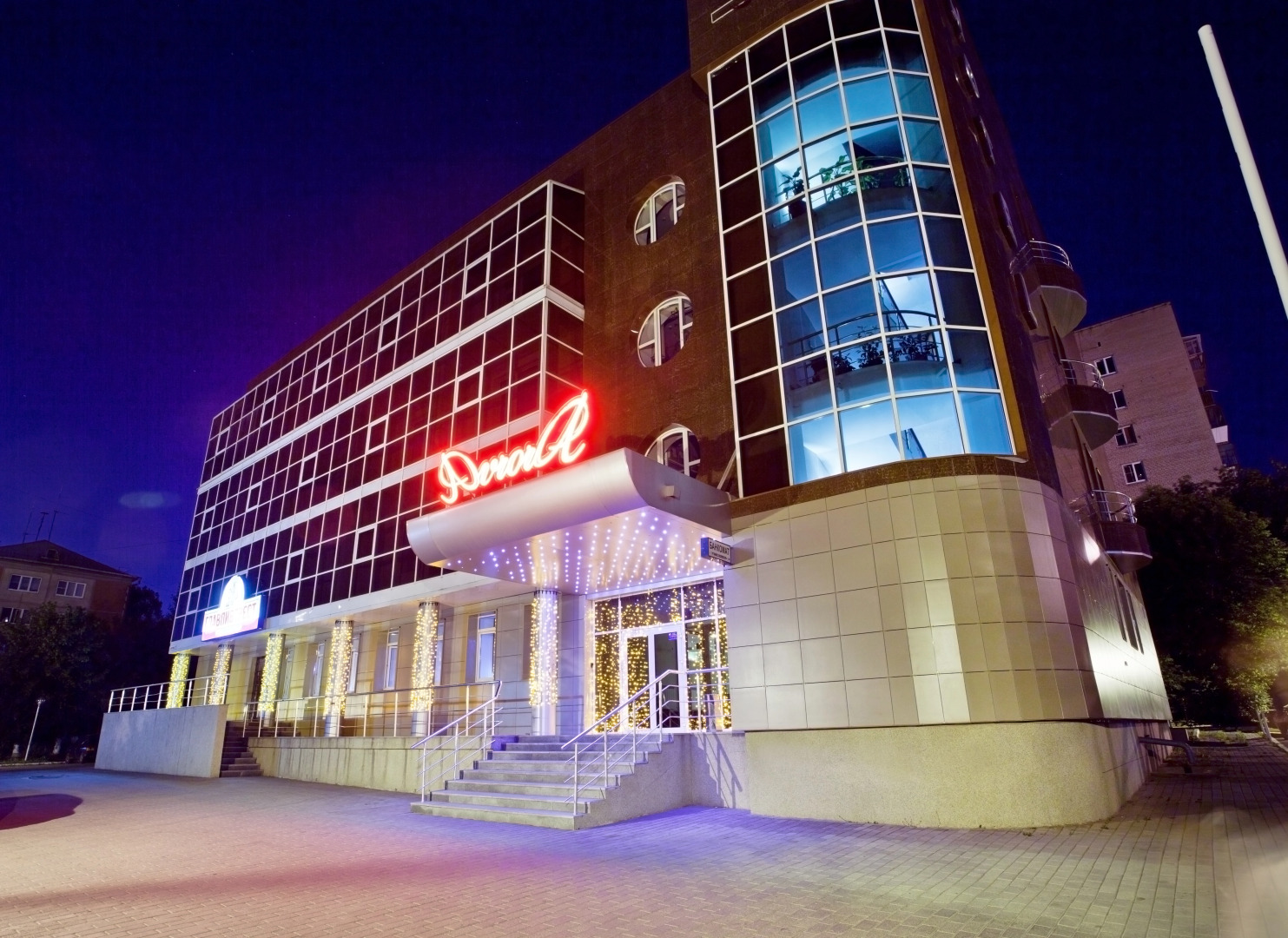 Отель Аврора