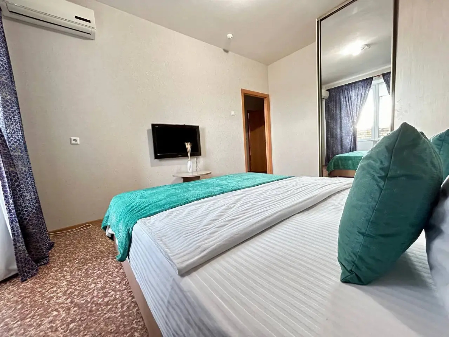 Апартаменты ZebraHome с видом на лес