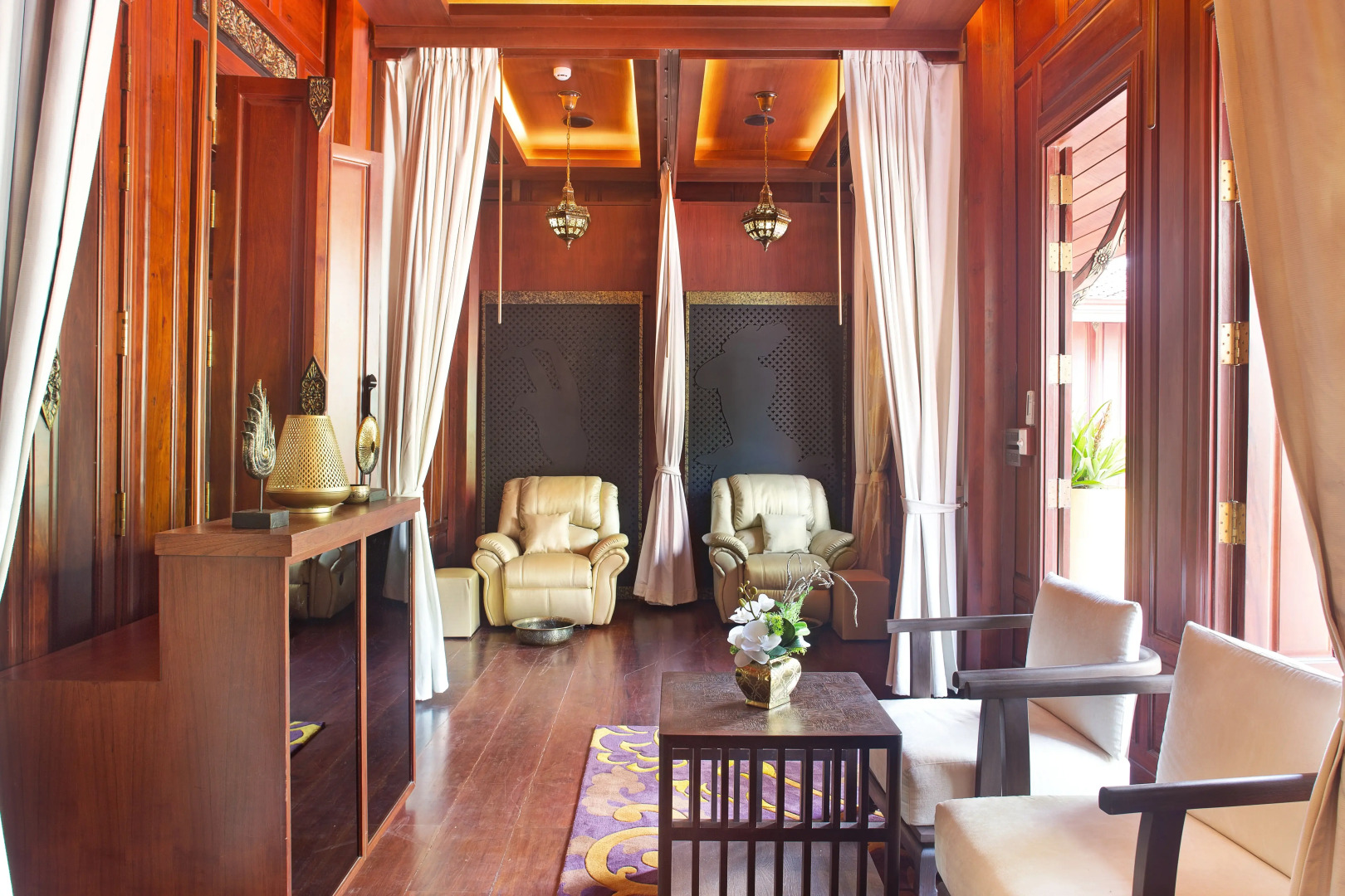 Отель Aksorn Rayong The Vitality Collection