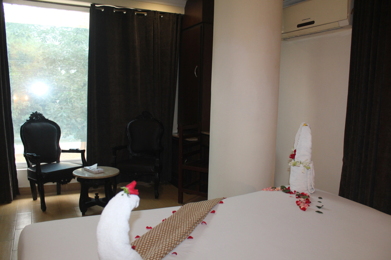 Отель Royal Lahore