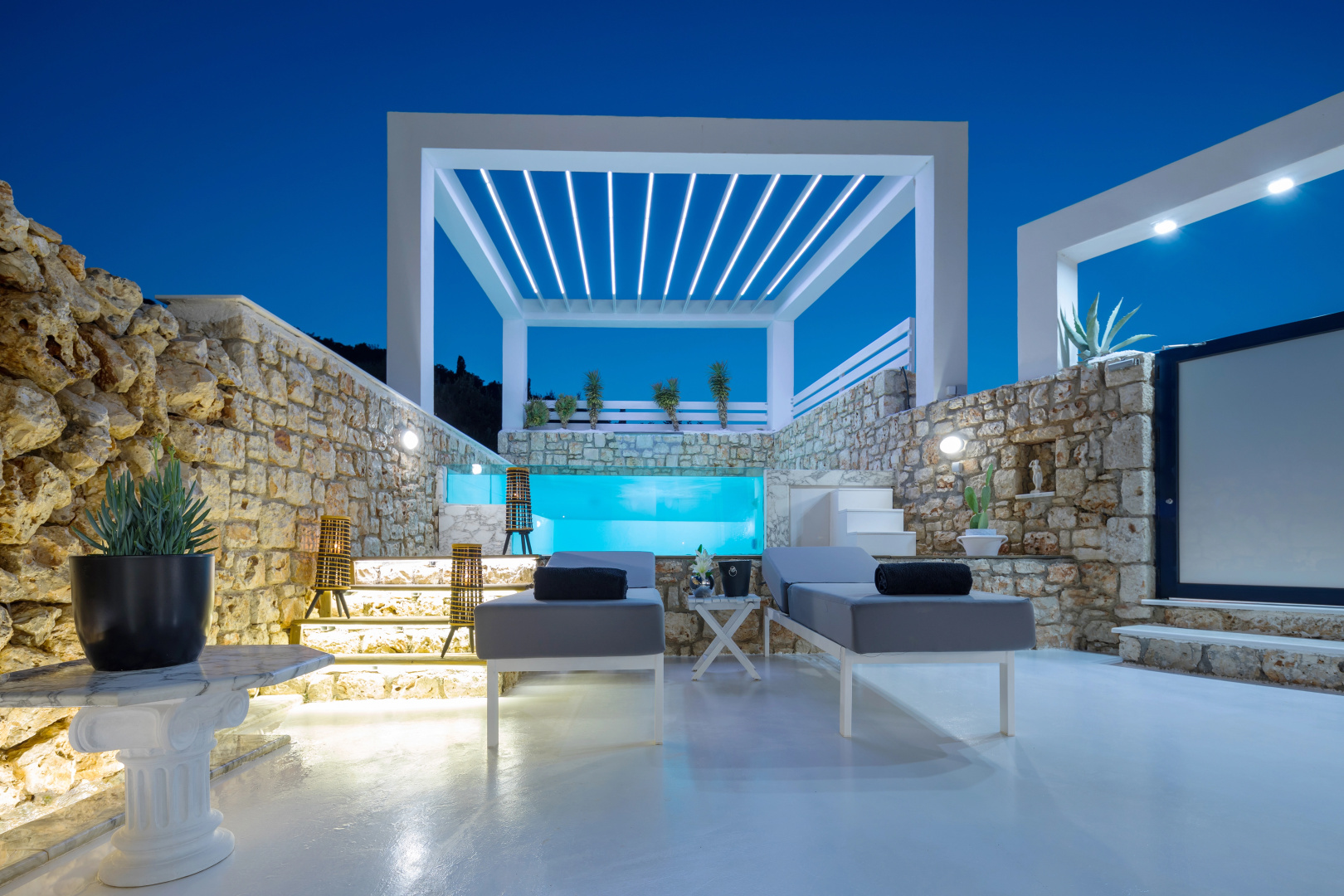 Villa Dion