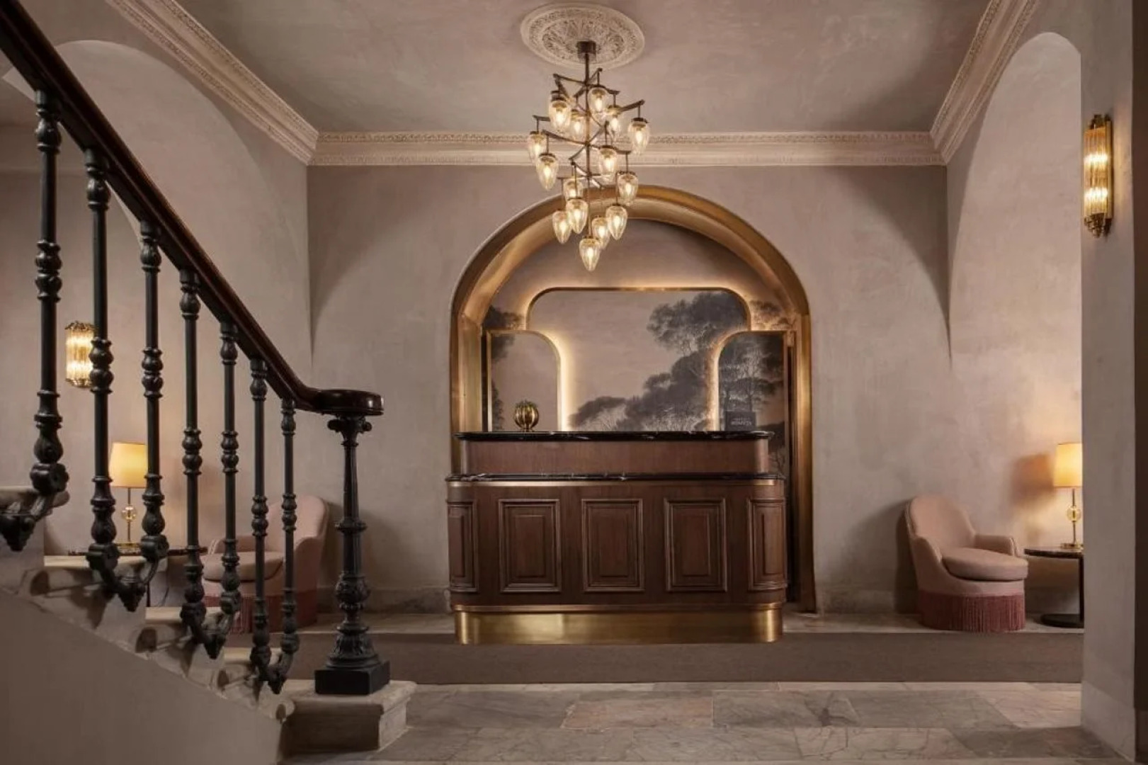 Adahan DeCamondo Pera, Autograph Collection