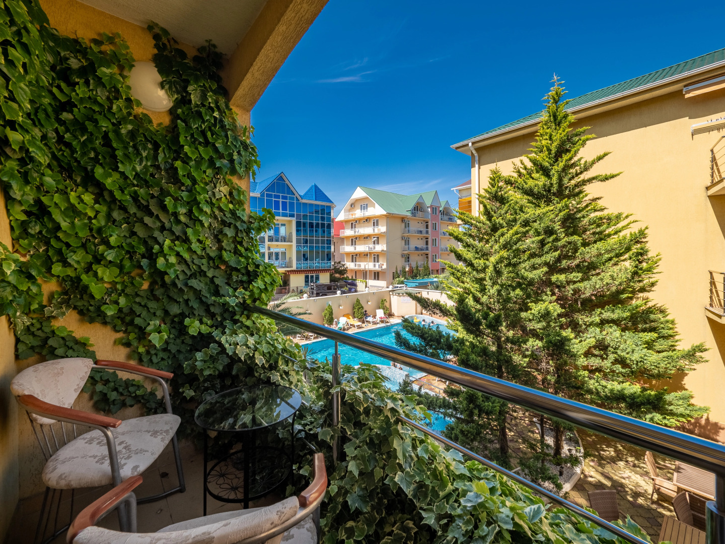 Апартаменты У Моря С Бассейном в ЖК Солнечный апр25