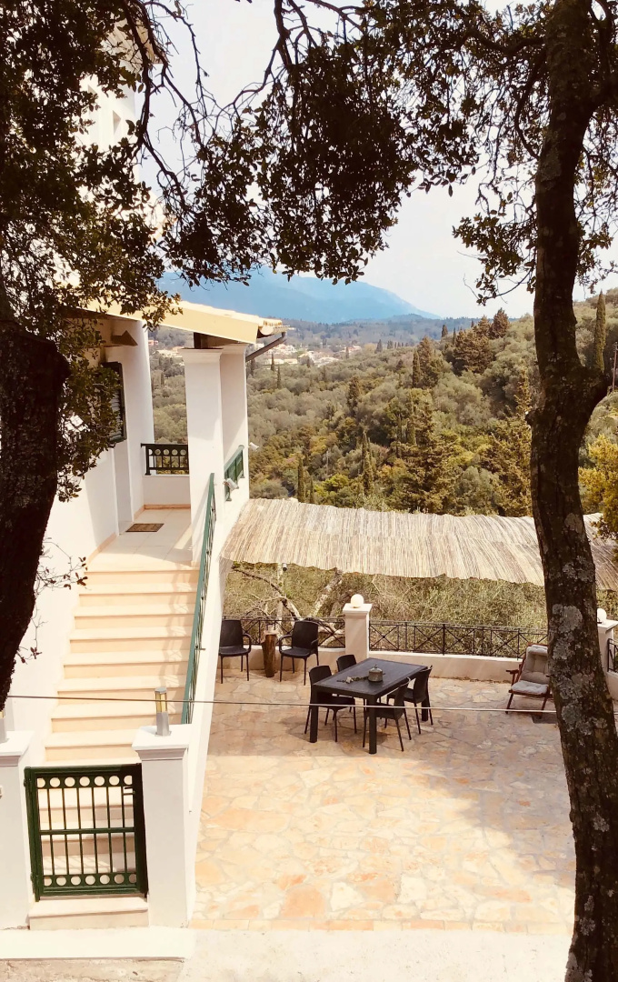 Вилла Pyrgos