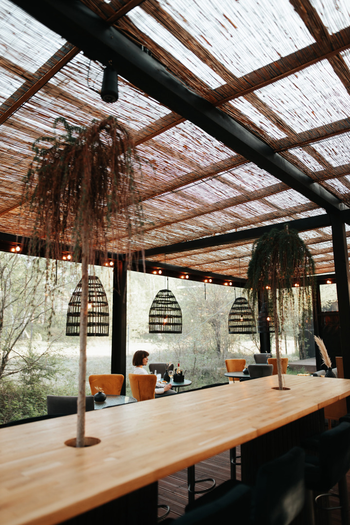 Поляна Глэмпинг, 1-я линия моря (12+)