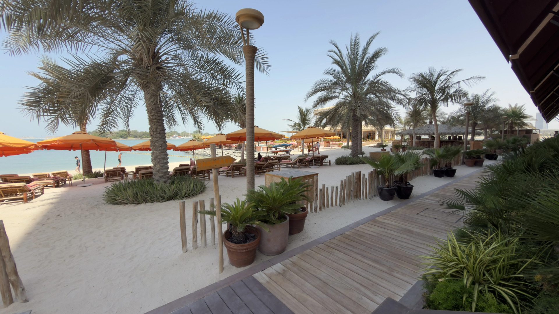 Апартаменты Highend Ultra Luxury Azure Residences